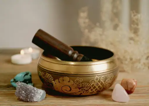 baño de sonido con cuencos tibetanos en Málaga